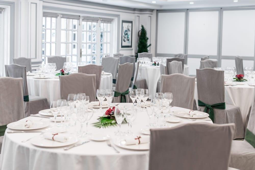 Vp Madrono Hotel Madrid Luaran gambar