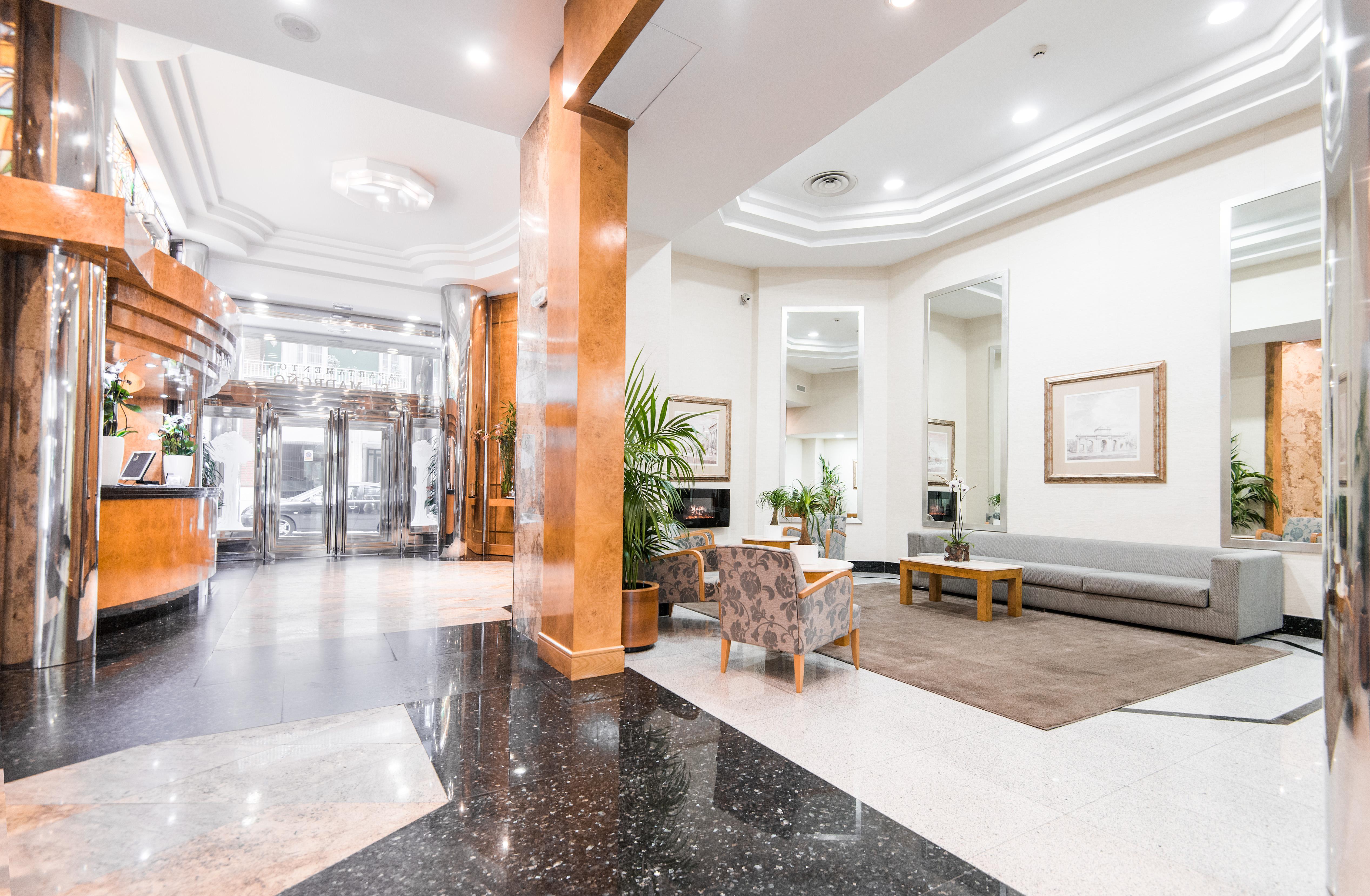 Vp Madrono Hotel Madrid Luaran gambar