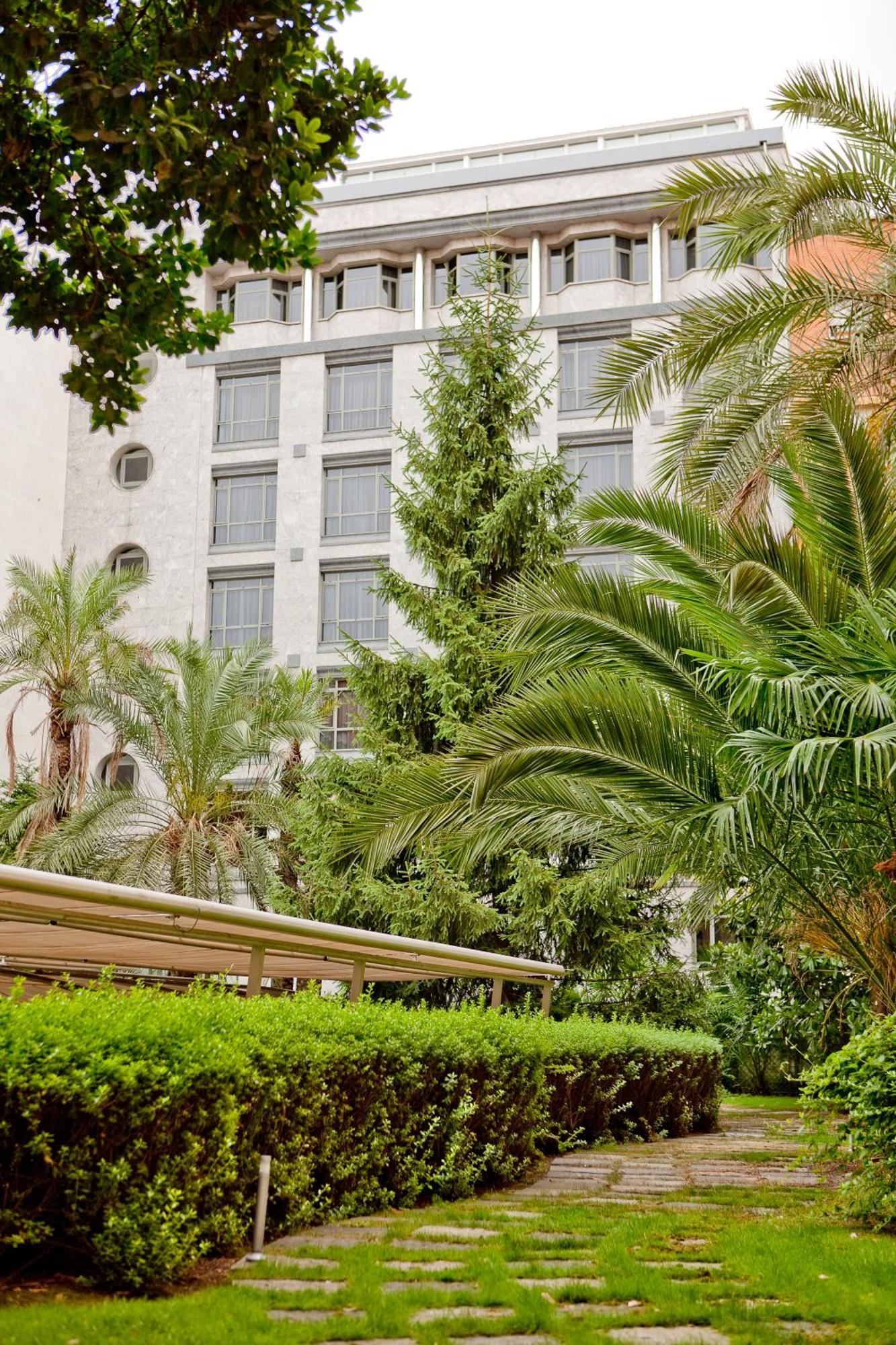 Vp Madrono Hotel Madrid Luaran gambar